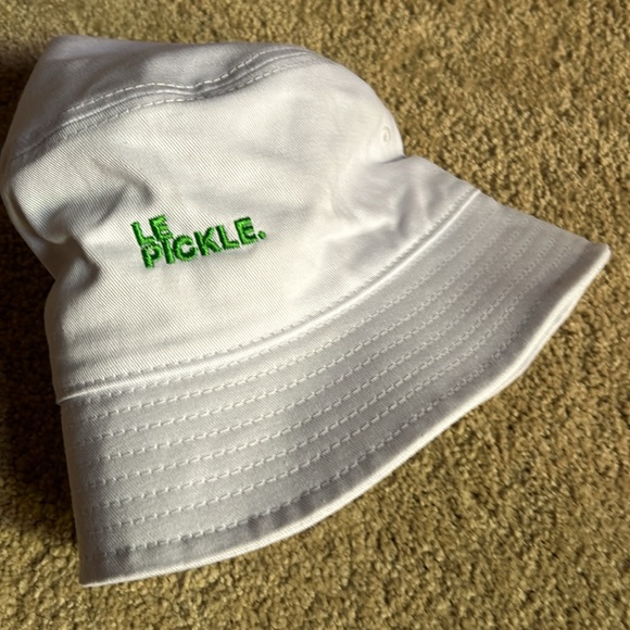 LE PICKLE BUCKET ICONIC HAT - Picture 5 of 5